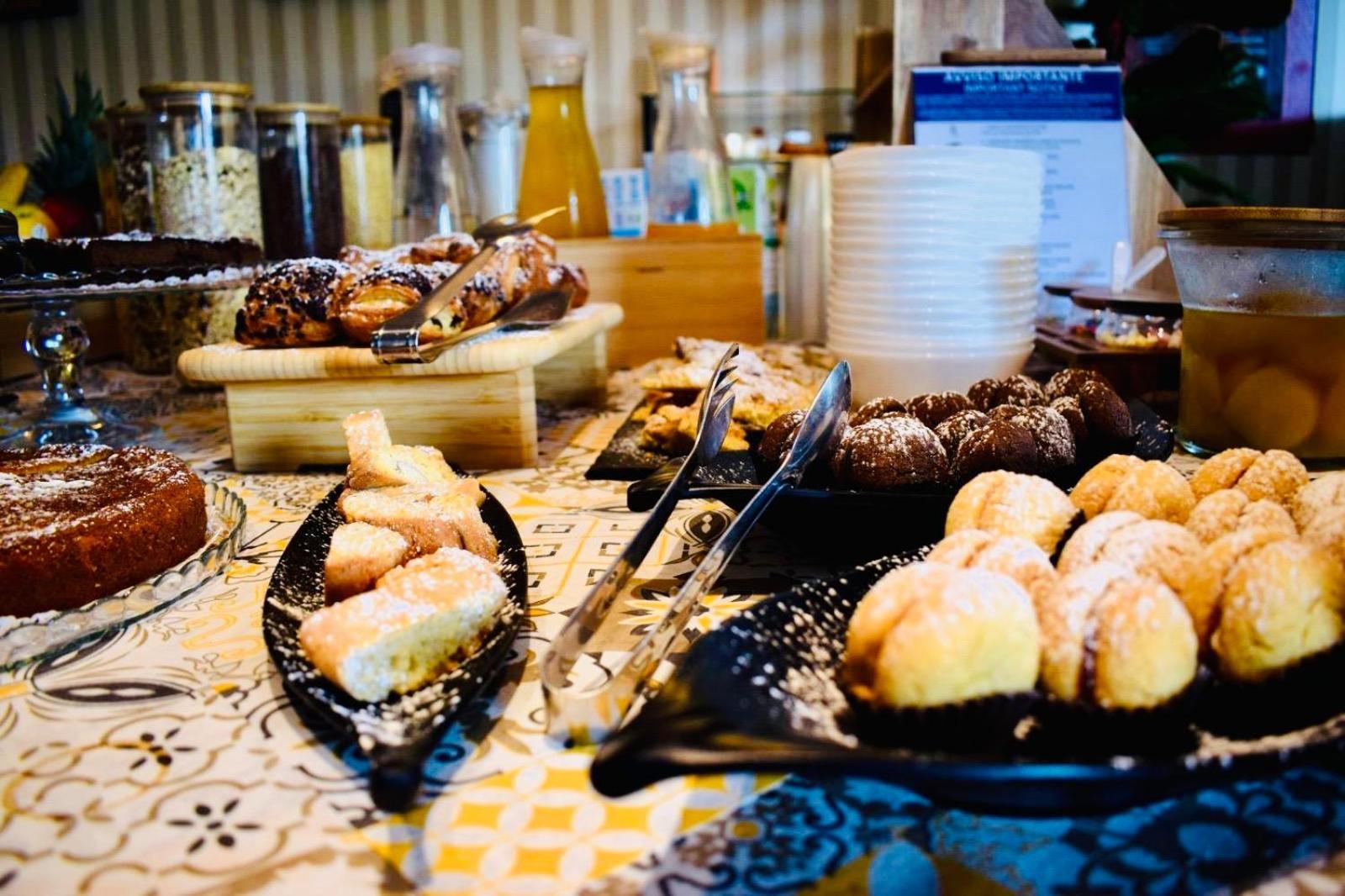 Hotel Miramare - Spa & Suites - Free Breakfast & Brunch Until 13-00 Cervia Kültér fotó