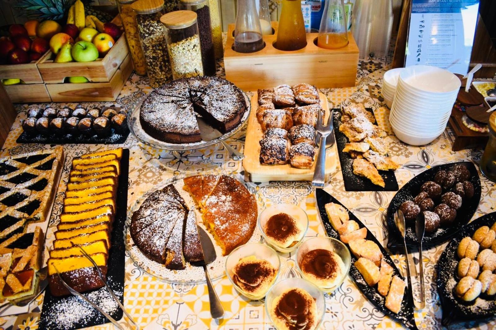 Hotel Miramare - Spa & Suites - Free Breakfast & Brunch Until 13-00 Cervia Kültér fotó